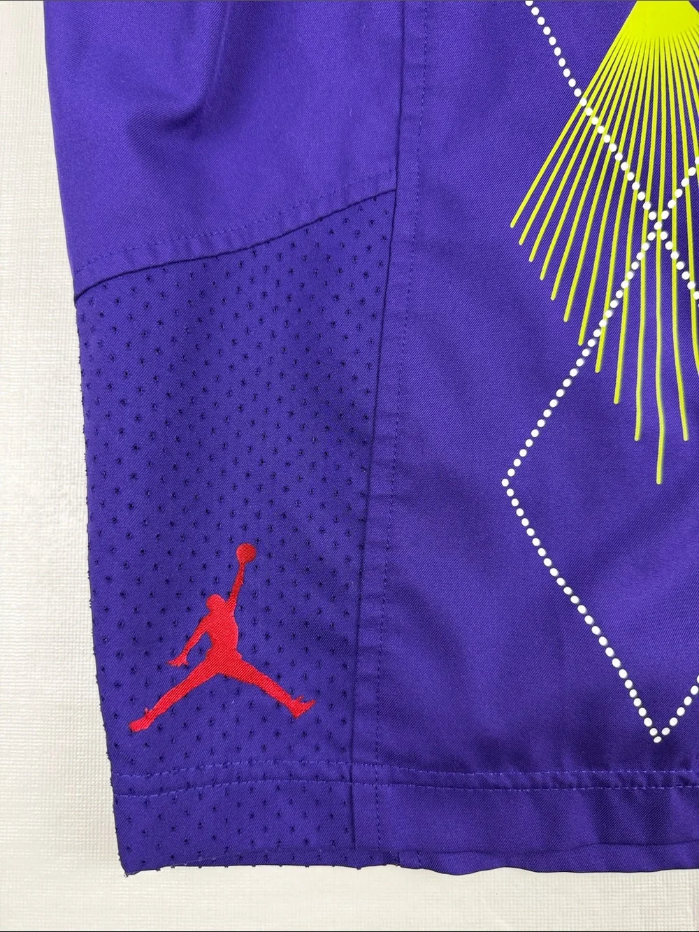 Jordan Men’s Purple Basketball Shorts Neon Yellow Accents Red Jumpman Size M